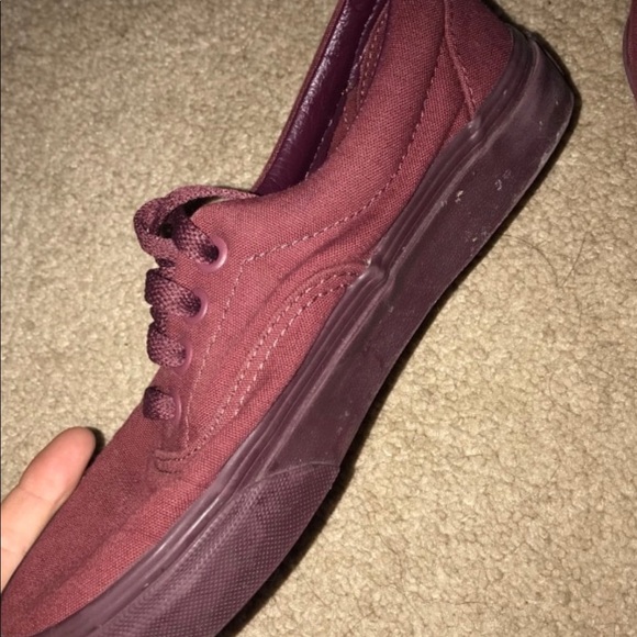 vans - Picture 2 of 4